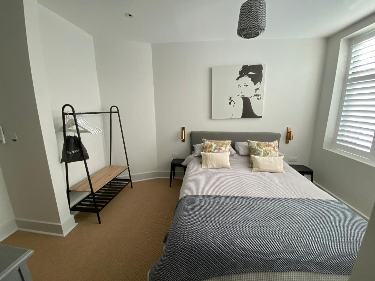 May Road, Stylish Townhouse Twickenham Exteriör bild